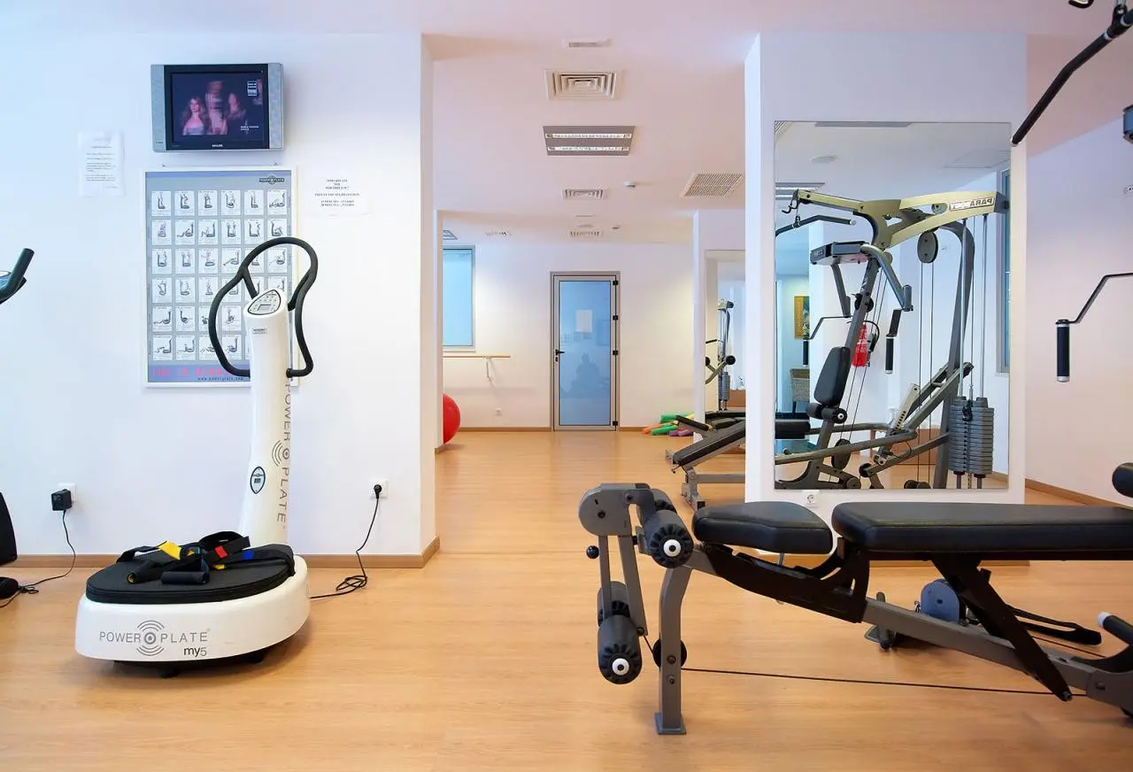 Albatros — ALBATROS HOTEL