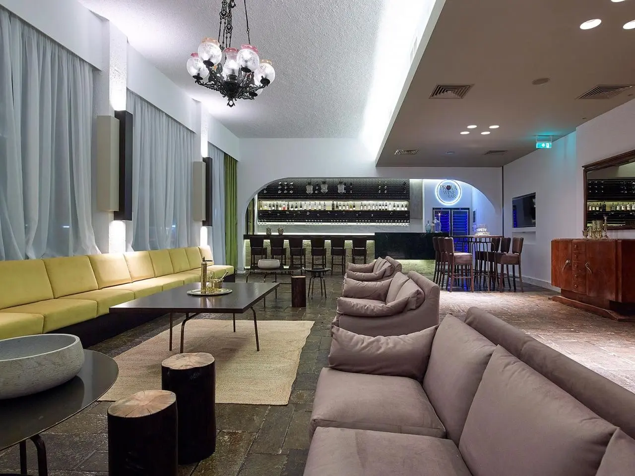 Albatros — ALBATROS HOTEL