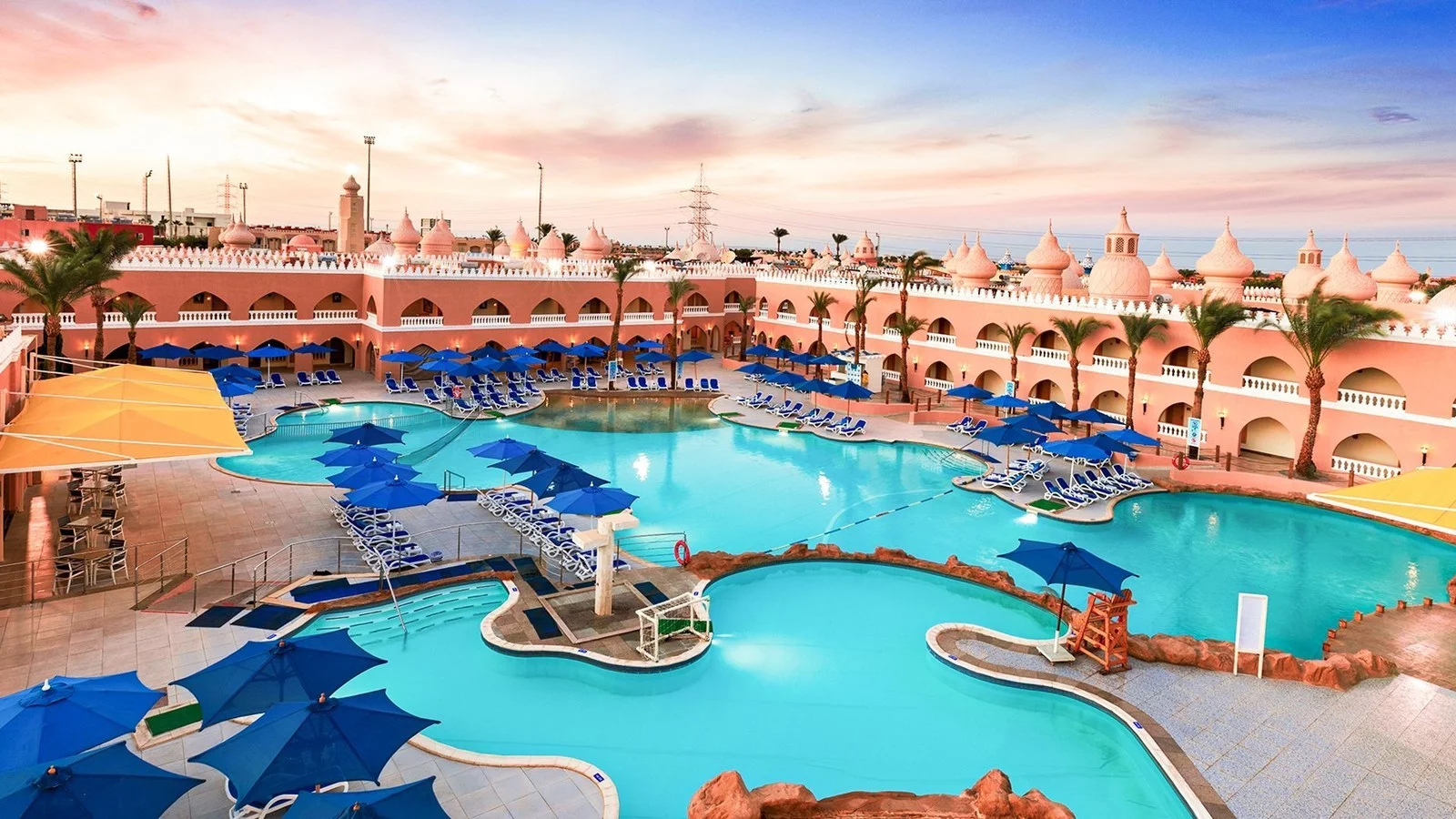 Hotel Alf Leila Wa Leila