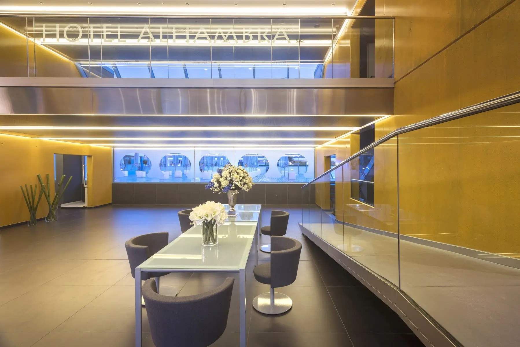 Alhambra — ALHAMBRA HOTEL