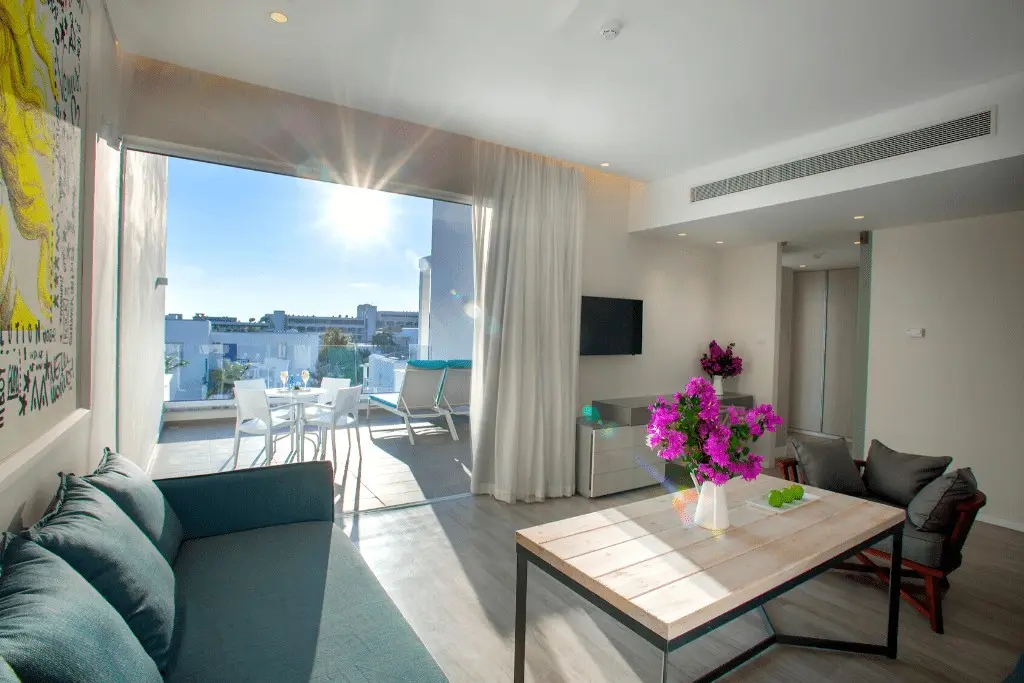 Aliathon Aegean — ALIATHON AEGEAN