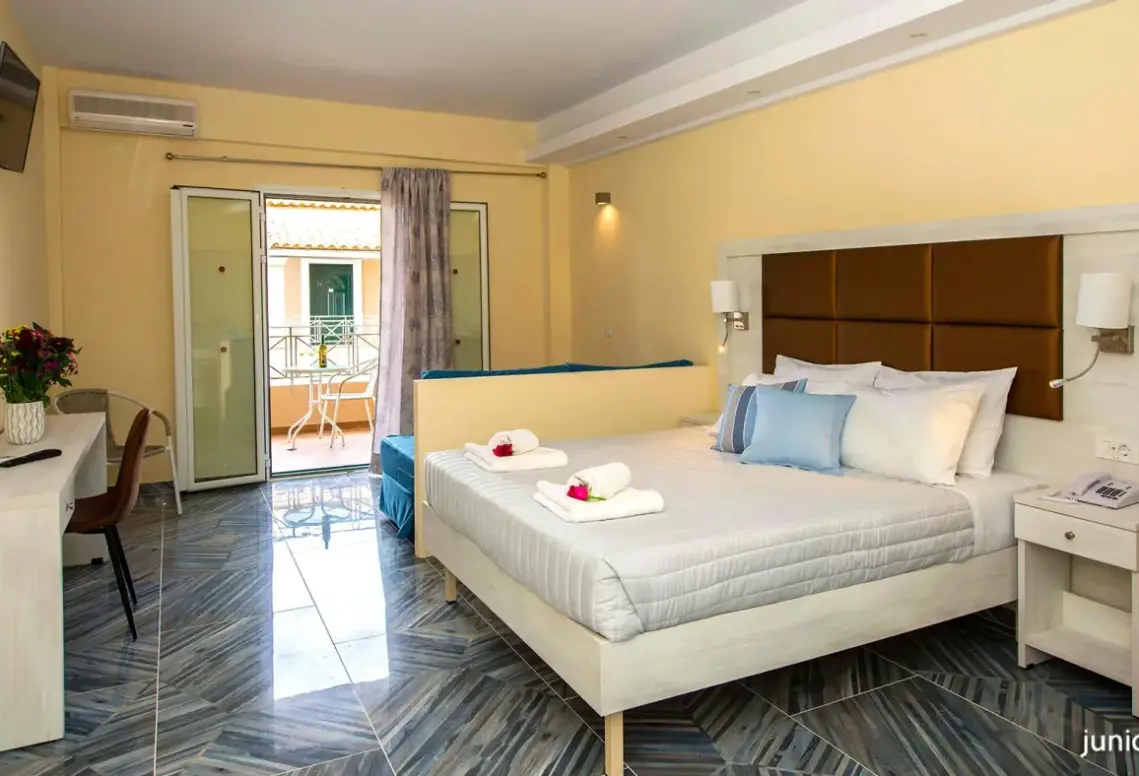 Pokój w hotelu Amour Holiday Resort