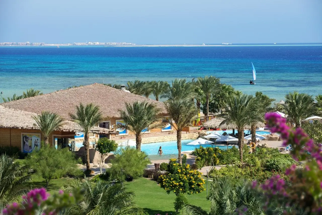 Amwaj Beach Club Abu Soma — AMWAJ BEACH CLUB ABU SOMA