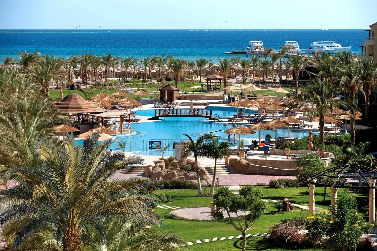 Amwaj Beach Club Abu Soma — AMWAJ BEACH CLUB ABU SOMA