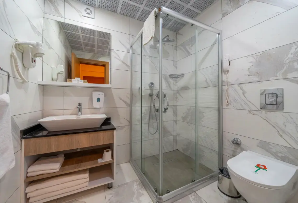 Łazienka w pokoju hotelu Anadolu Hotels Didim Club