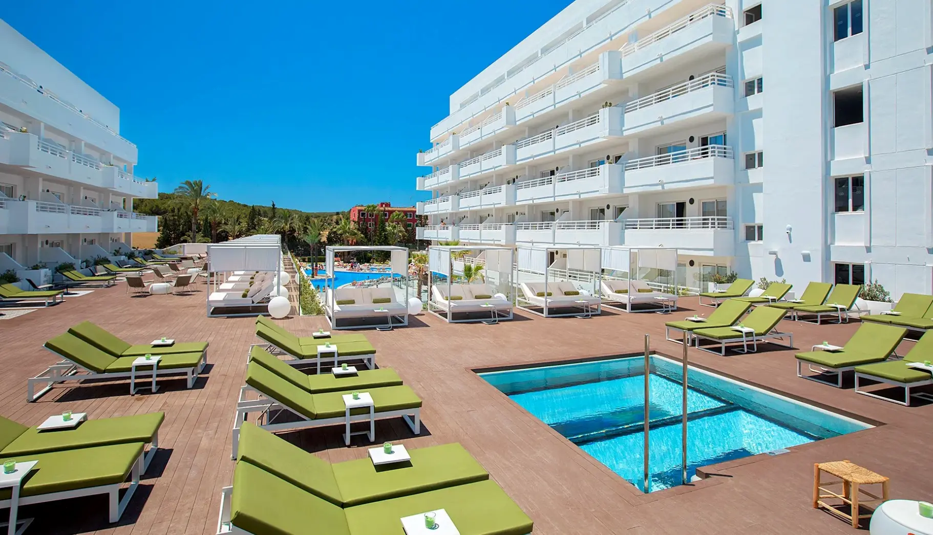 Basen w hotelu Aparthotel HM Martynique
