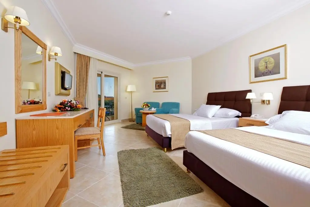 Aurora Oriental Resort — AURORA ORIENTAL RESORT