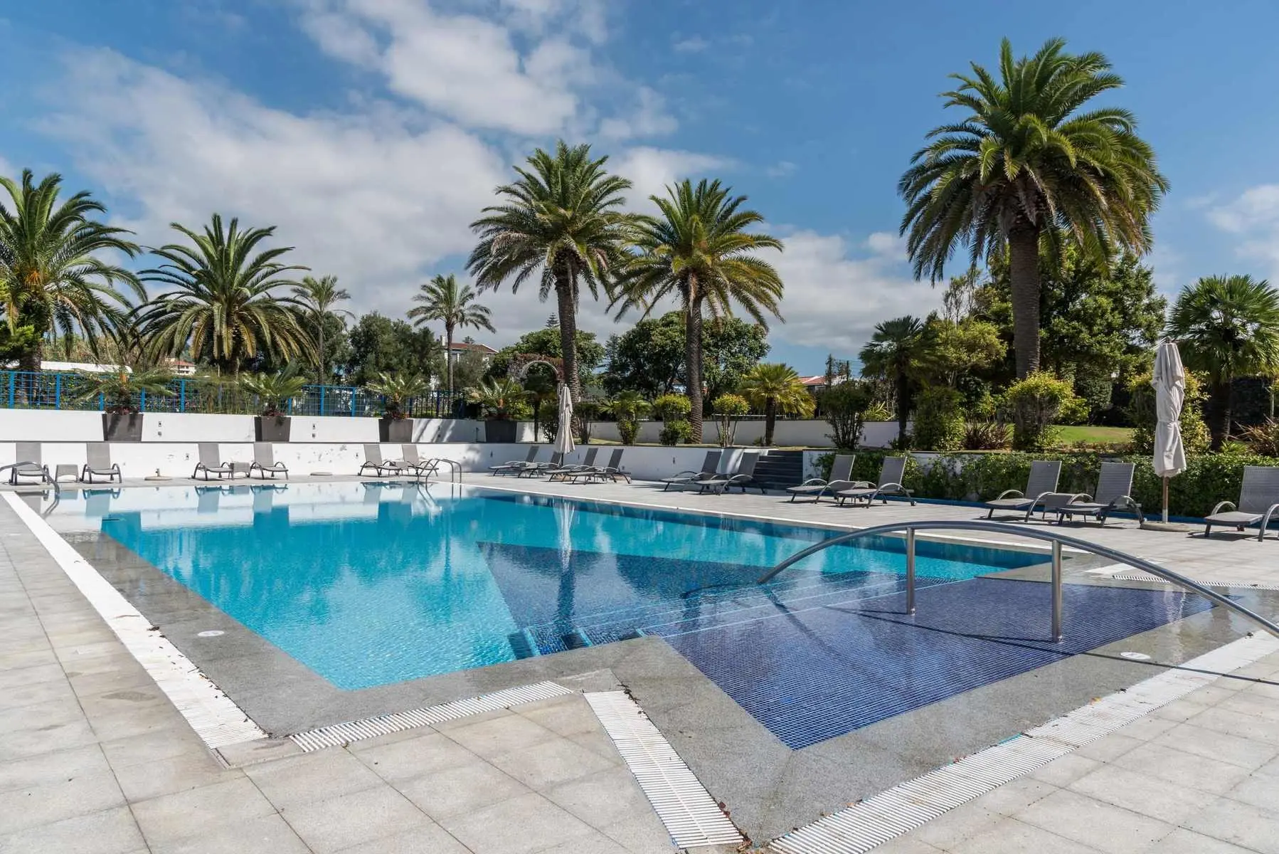 Azoris Royal Garden — AZORIS ROYAL GARDEN HOTEL