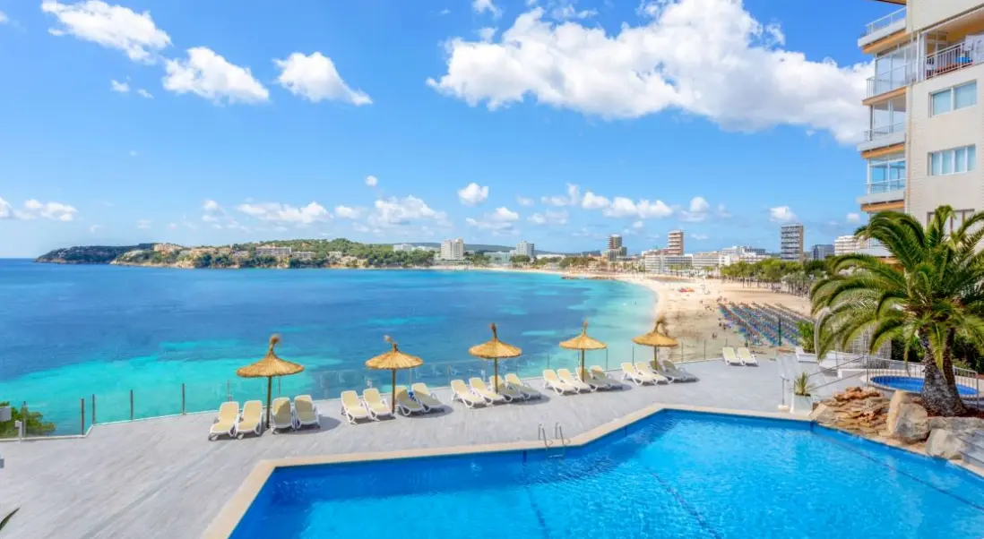 Basen w hotelu Bahia Principe Sunlight Coral Playa