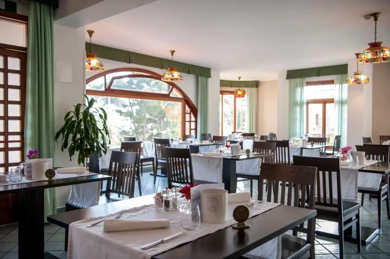 Baia del Capitano — BAIA DEL CAPITANO