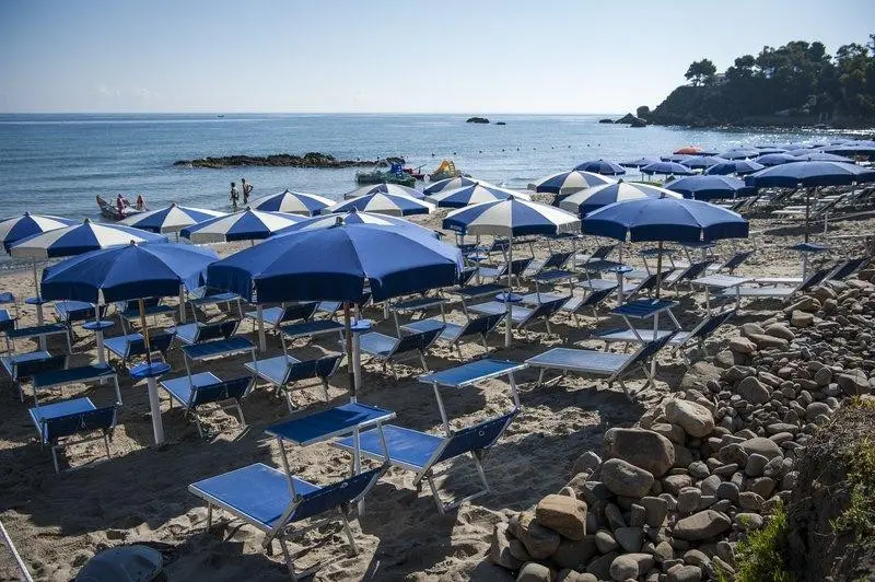 Baia del Capitano — BAIA DEL CAPITANO