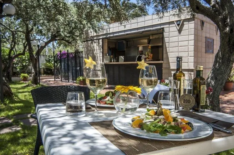 Baia del Capitano — BAIA DEL CAPITANO