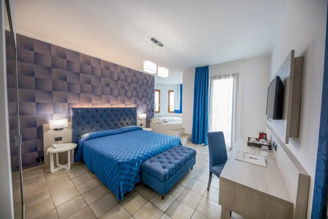 Baia del Capitano — BAIA DEL CAPITANO