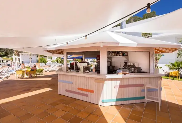 Restauracja i jedzenie w hotelu Balansat Resort