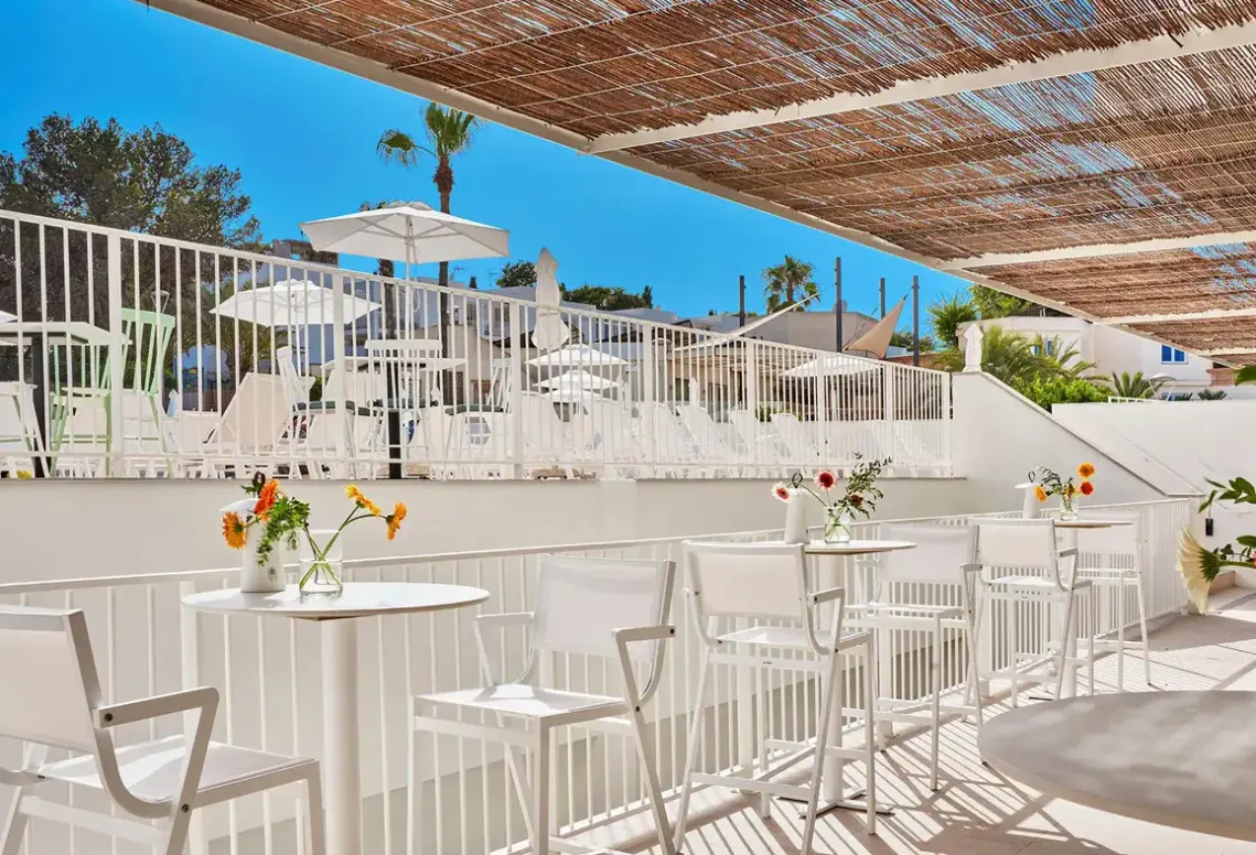 Basen w hotelu Barceló Ponent Beach