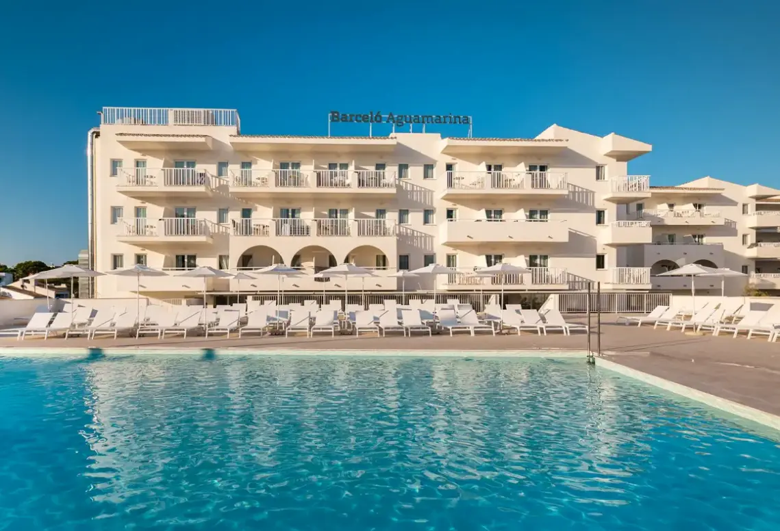 Basen w hotelu Barceló Ponent Beach
