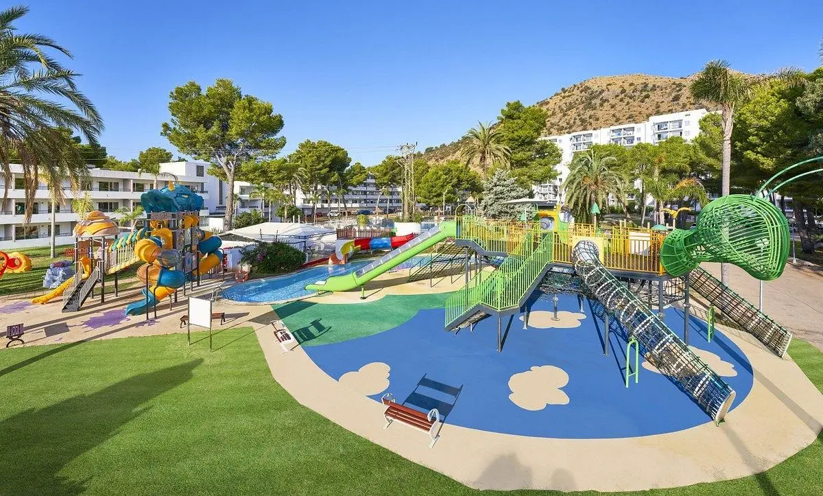 BelleVue Club — BELLEVUE CLUB