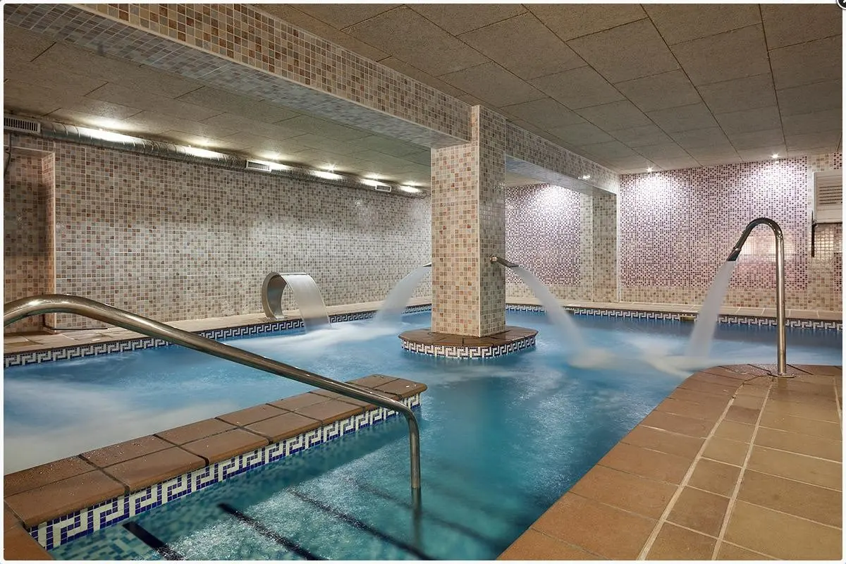 Best Alcázar — BEST ALCAZAR HOTEL