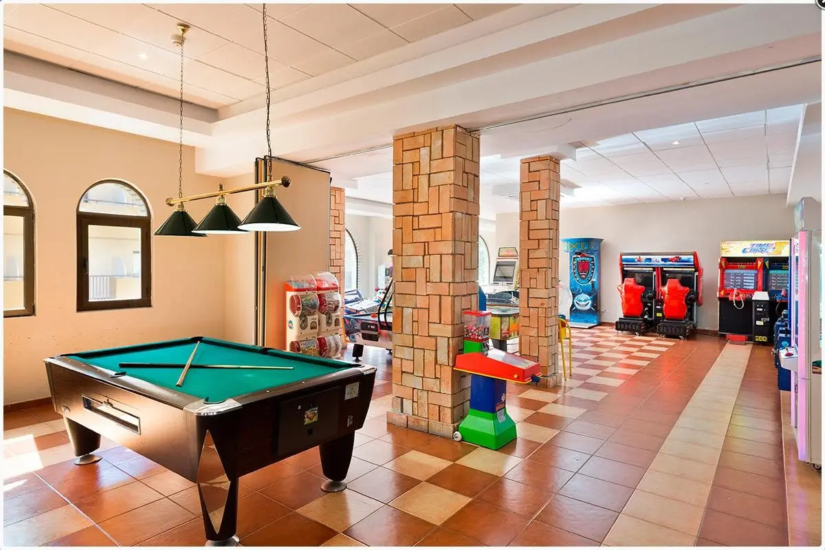 Best Alcázar — BEST ALCAZAR HOTEL