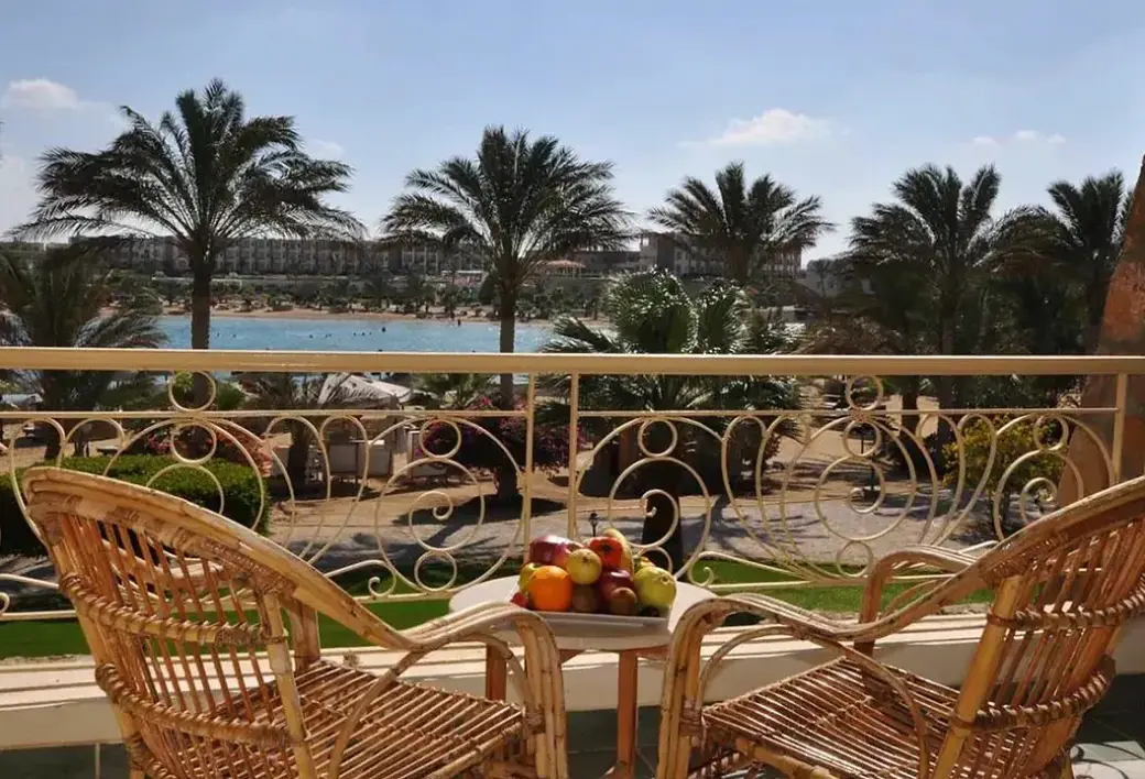 Widok z hotelu Brayka Bay Resort