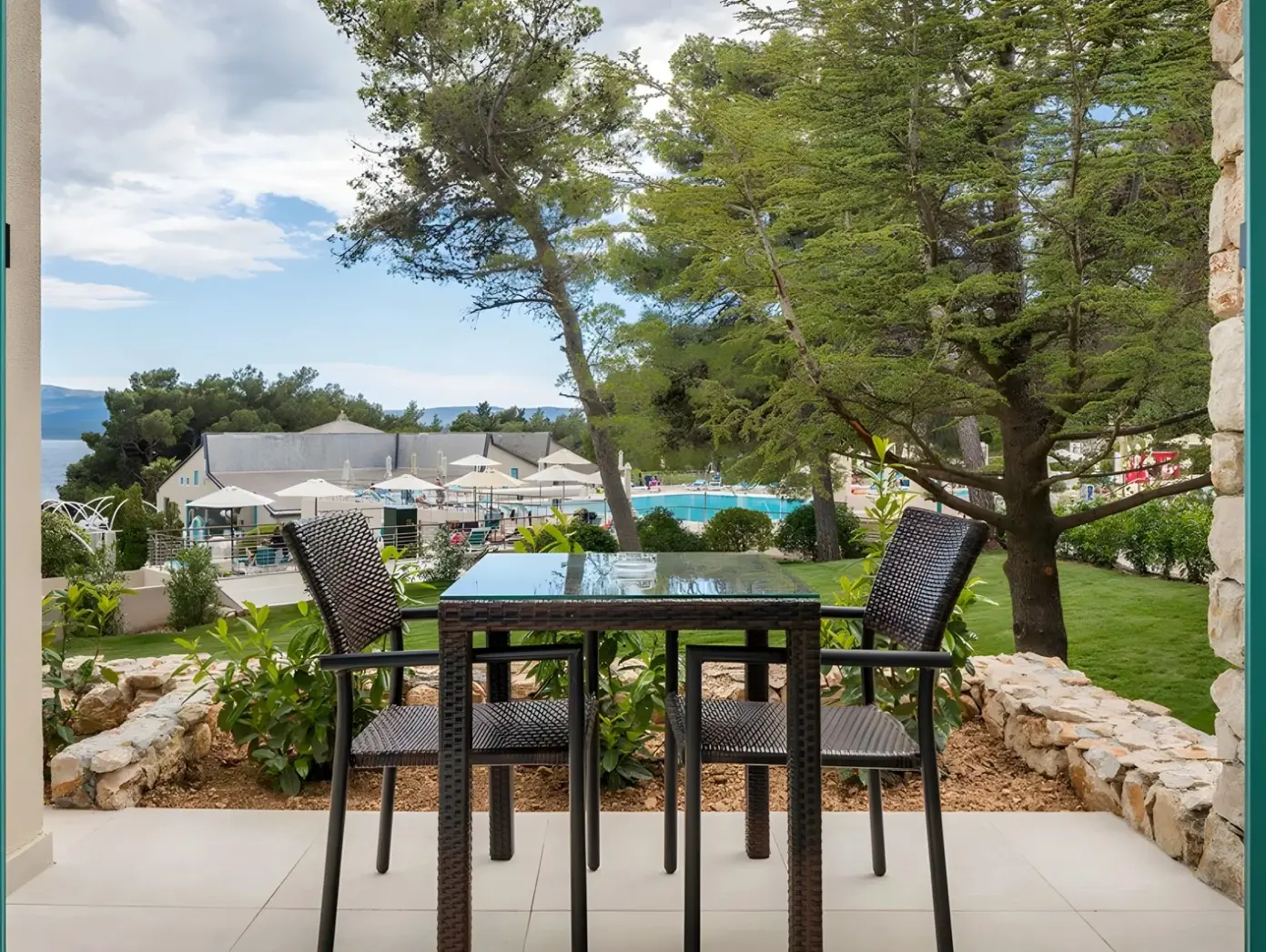 Basen w hotelu Bretanide Sport & Wellness Resort