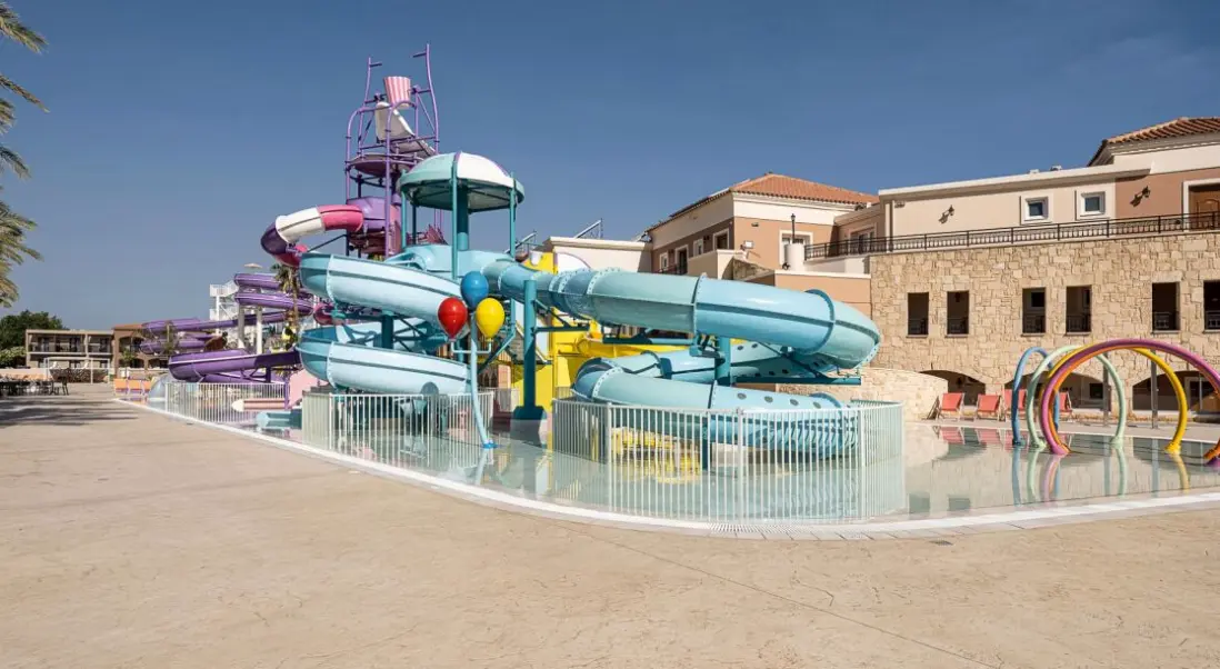 Basen w hotelu Caldera Creta Paradise