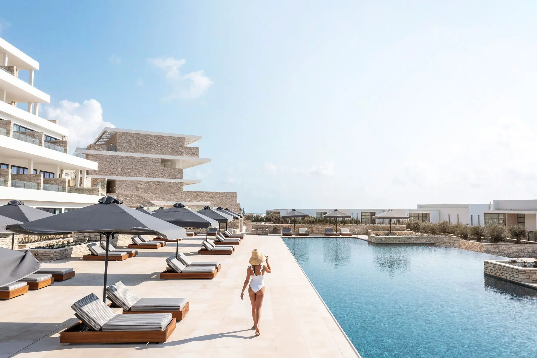 Basen w hotelu Cap St Georges Hotel & Resort