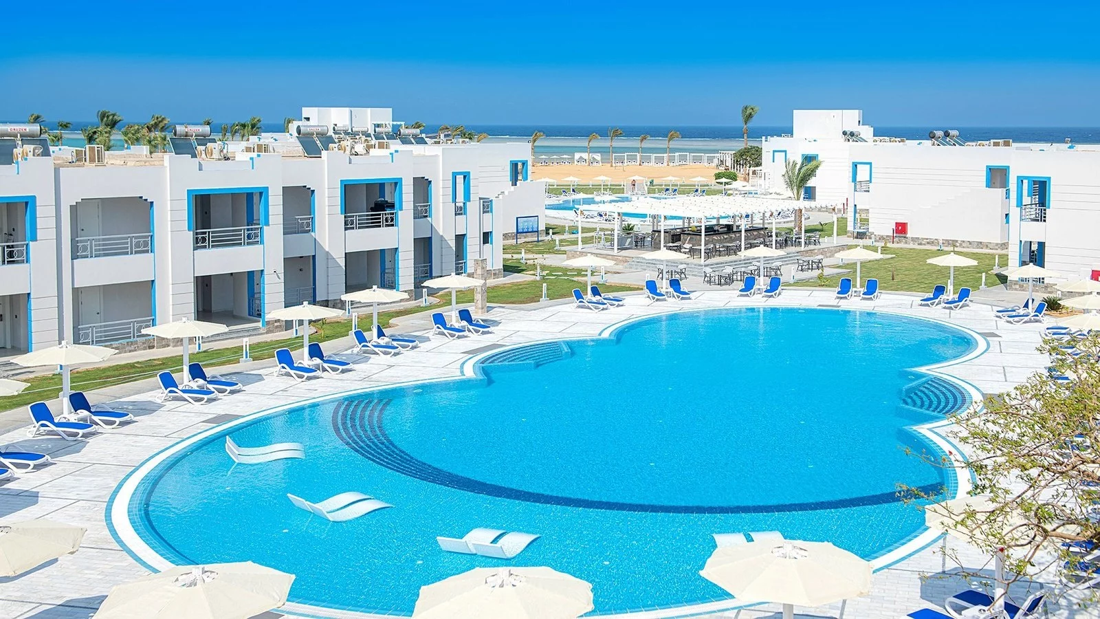 Hotel Casa Blue Luxury Resort