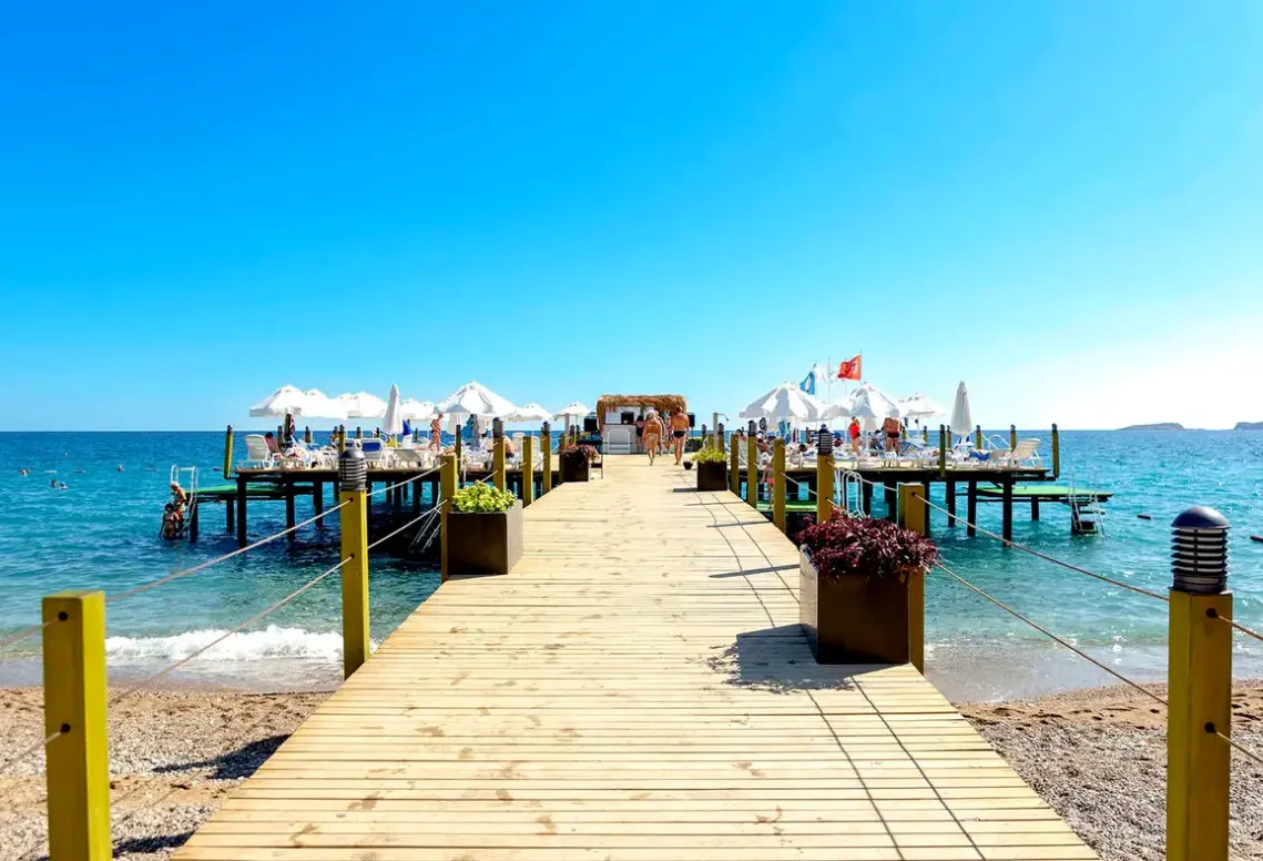 Plaża przy hotelu Club Hotel Phaselis Rose