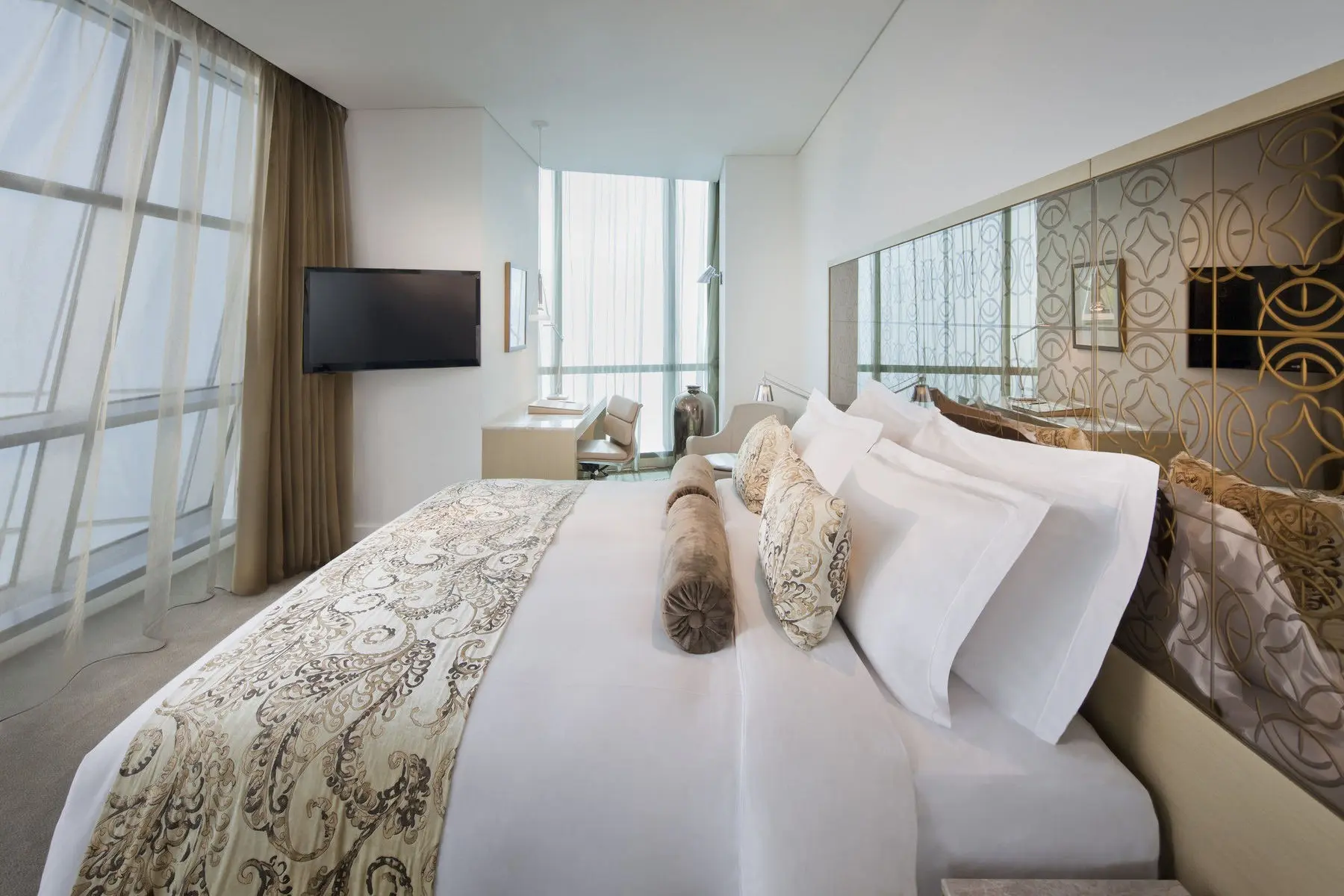 Conrad Hotel Abu Dhabi Eithad Towers — CONRAD HOTEL ABU DHABI ETIHAD TOWERS