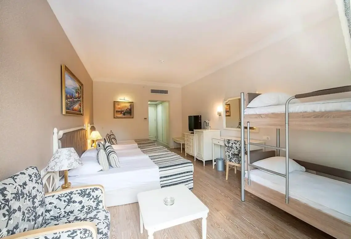 Pokój w hotelu Crystal Tat Beach