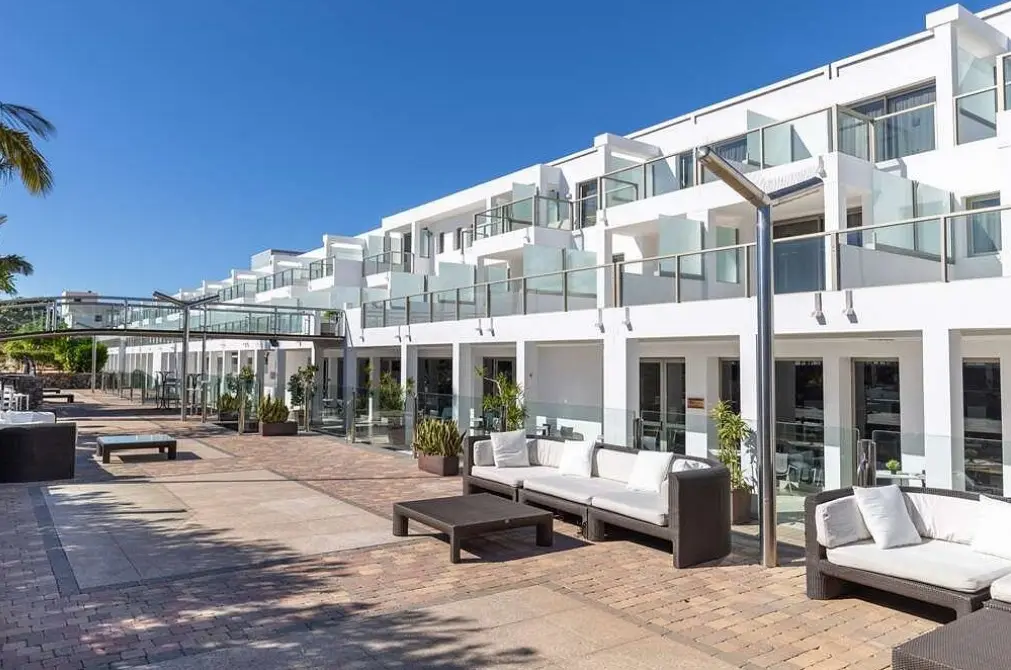 Design R2 Bahia Playa — R2 BAHIA PLAYA DESIGN HOTEL & SPA