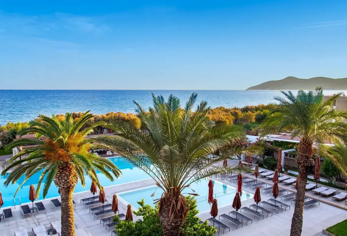 Basen w hotelu Doryssa Seaside Resort