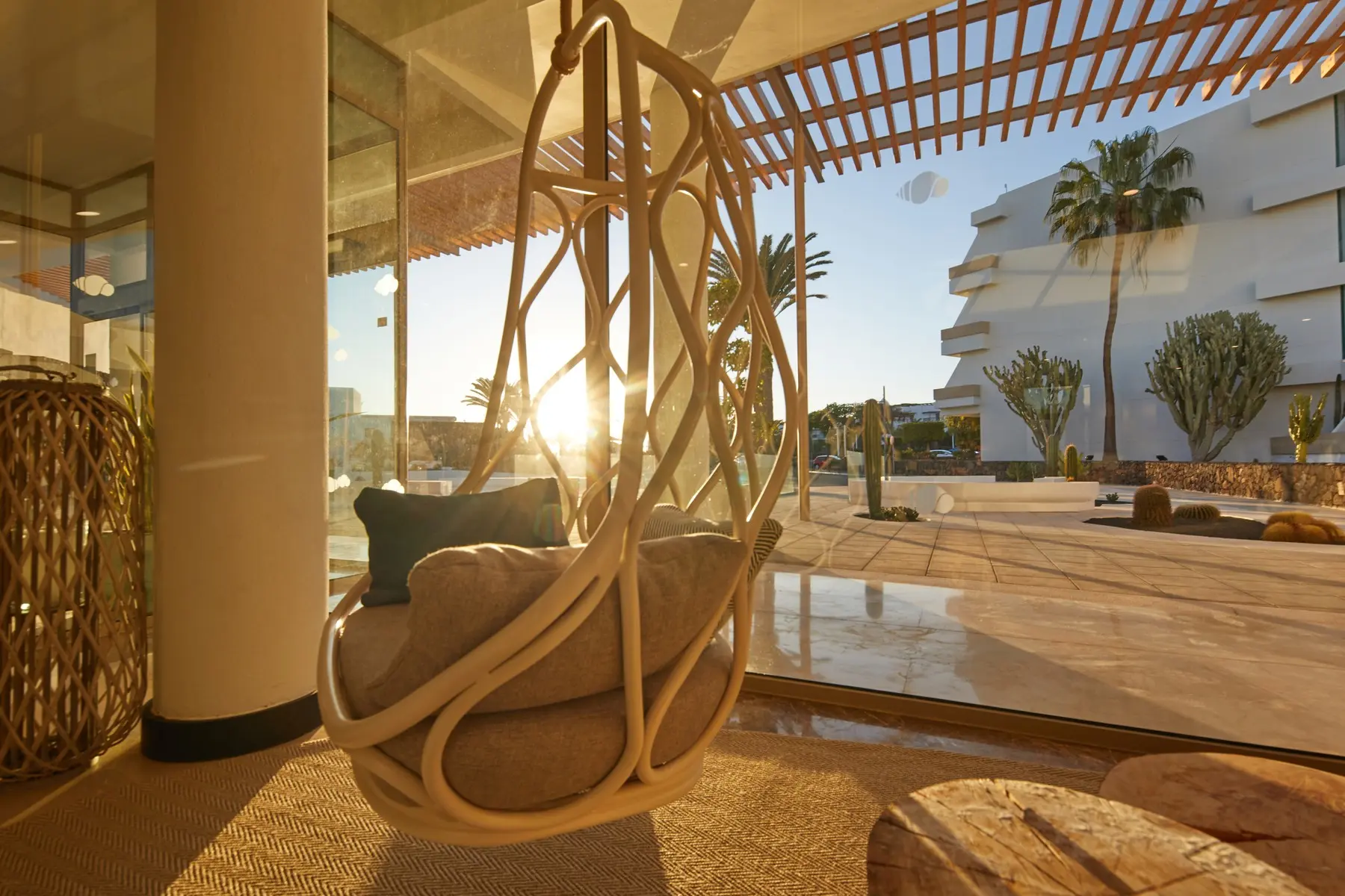 Lobby hotelu Dreams Lanzarote Playa Dorada Resort & Spa