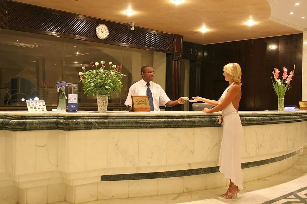 El Mouradi Palm Marina — EL MOURADI PALM MARINA