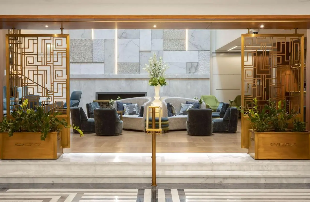 Electra Metropolis Athens — ELECTRA METROPOLIS ATHENS