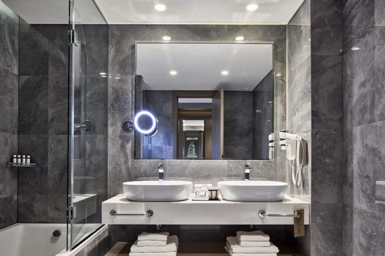 Electra Metropolis Athens — ELECTRA METROPOLIS ATHENS