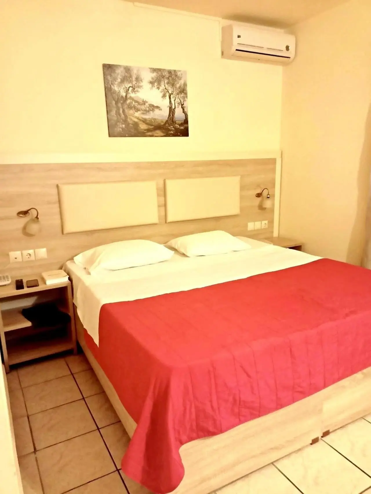 Pokój w hotelu Eri Beach & Village