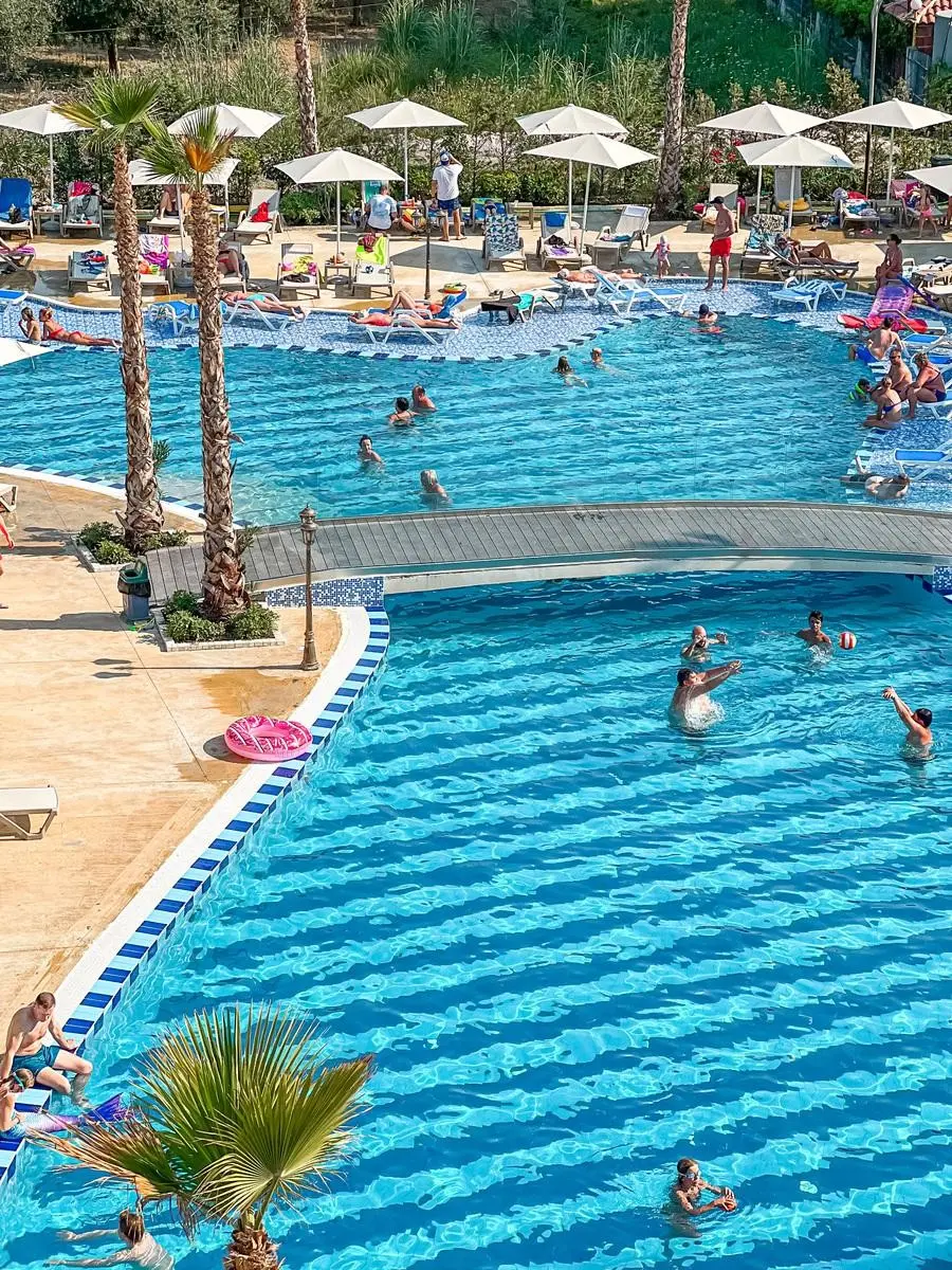 Fafa Aqua Blue — FAFA AQUA BLUE