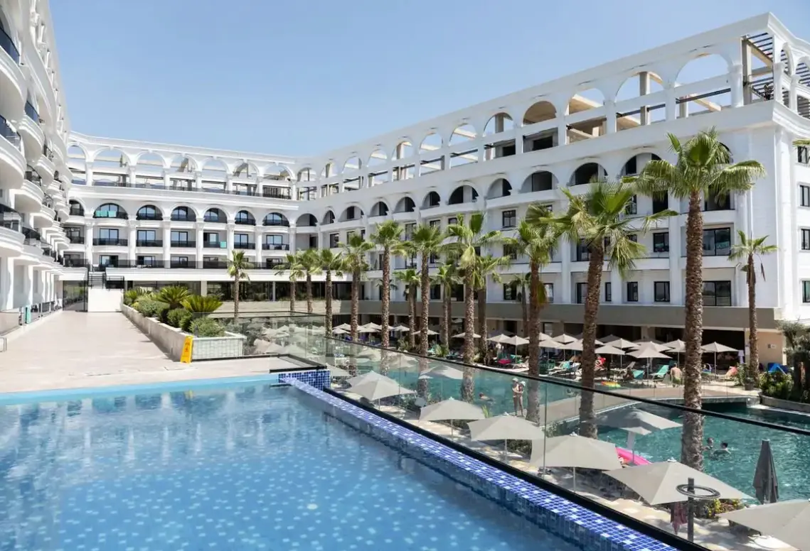 Basen w hotelu Fafa Aqua Palace