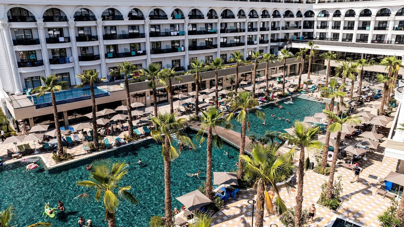 Hotel Fafa Aqua Palace