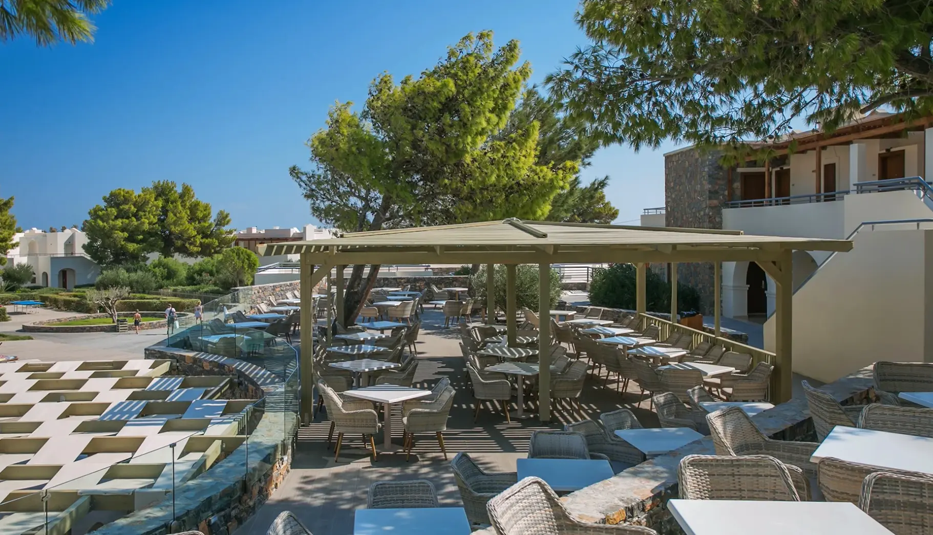 Basen w hotelu Giannoulis Almyra Beach