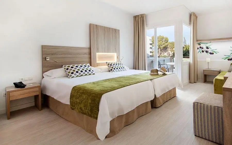 Globales Maioris — GLOBALES MAIORIS