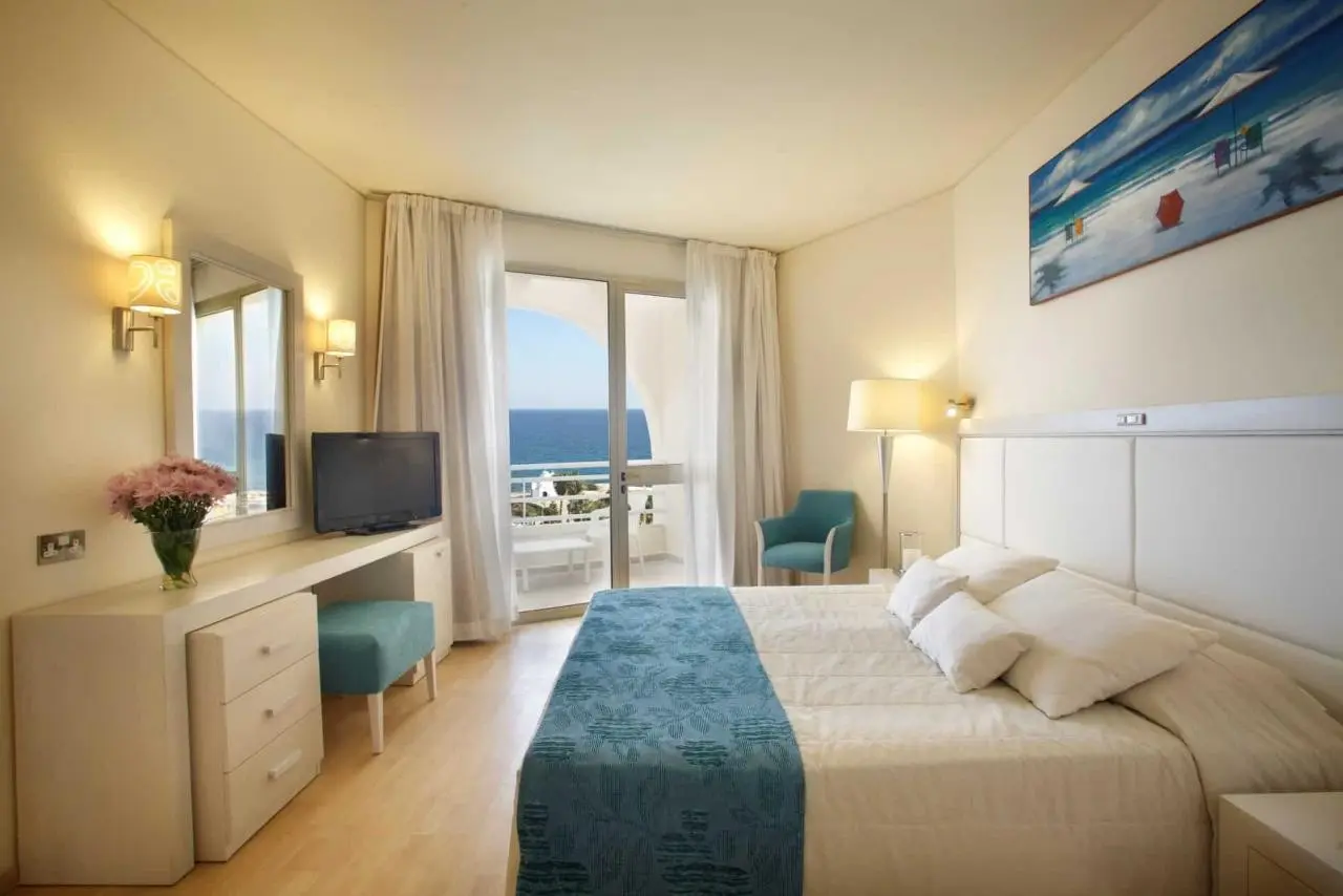 Golden Coast Beach Hotel — GOLDEN COAST