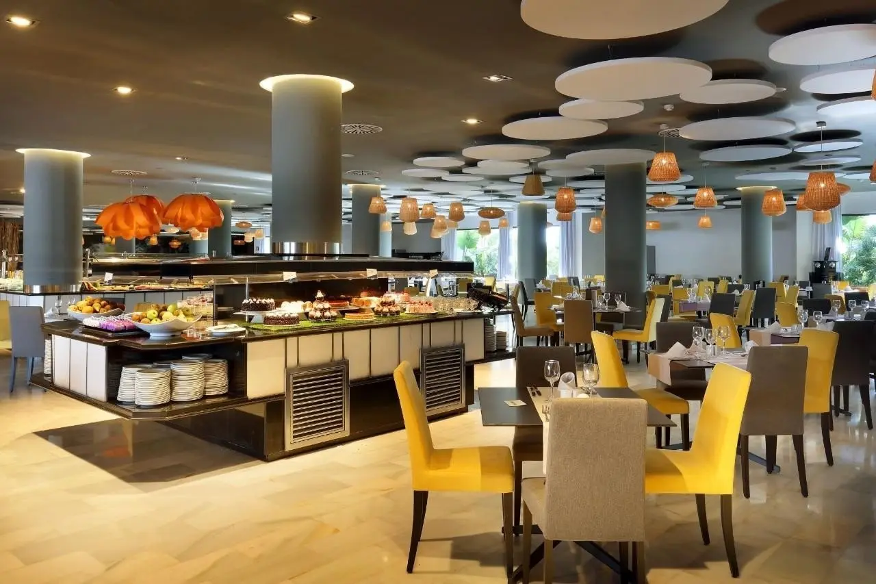 Grand Palladium Palace Ibiza Resort & Spa — GRAND PALLADIUM SELECT PALACE IBIZA