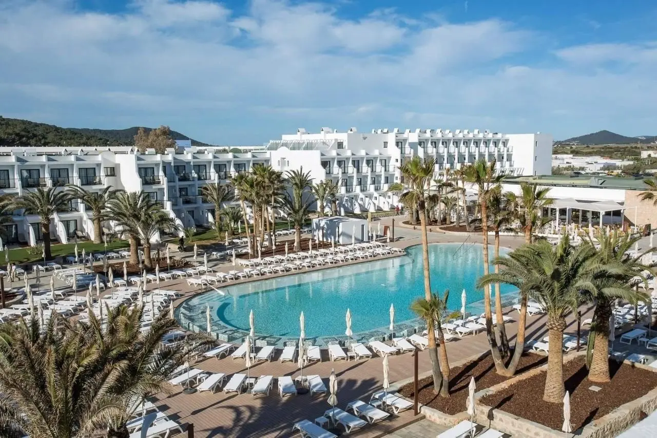 Grand Palladium Palace Ibiza Resort & Spa — GRAND PALLADIUM SELECT PALACE IBIZA