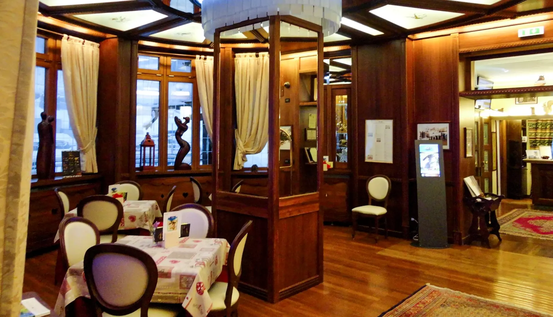 Lobby hotelu Grand Principe