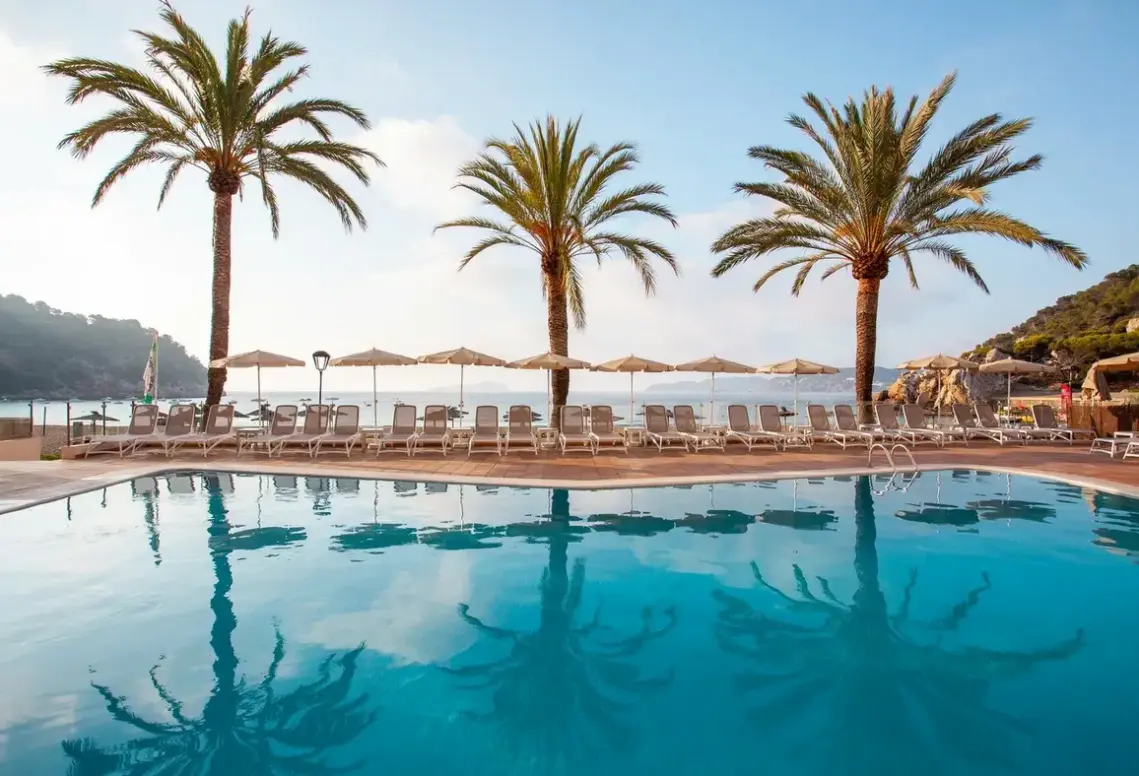 Basen w hotelu Grupotel Imperio Playa