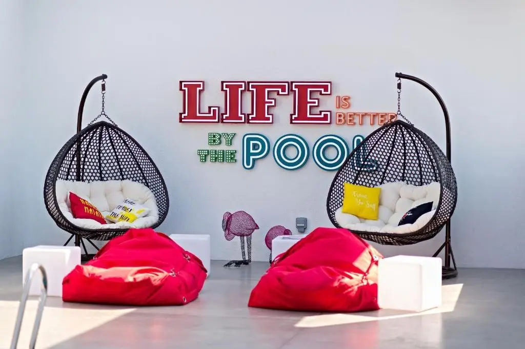 Hampton by Hilton Marjan Island — HAMPTON BY HILTON DUBAI AL SEEF