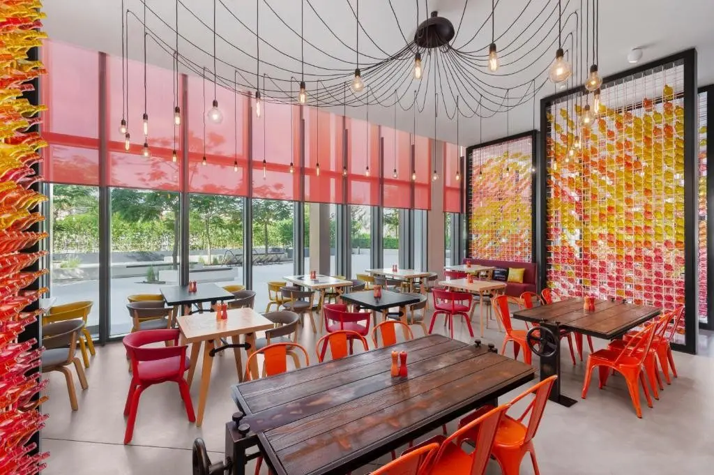 Hampton by Hilton Marjan Island — HAMPTON BY HILTON DUBAI AL SEEF